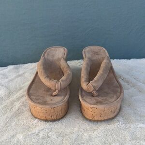 NWOT Veronica Beard Tan Platform Sandals with Cork Wedge Size 9.5
